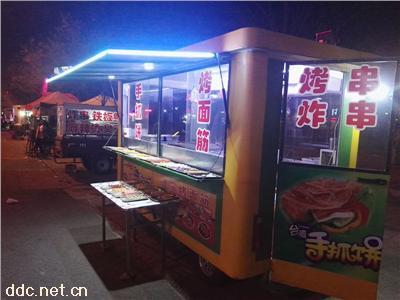  多功能電動(dòng)四輪流動(dòng)餐車